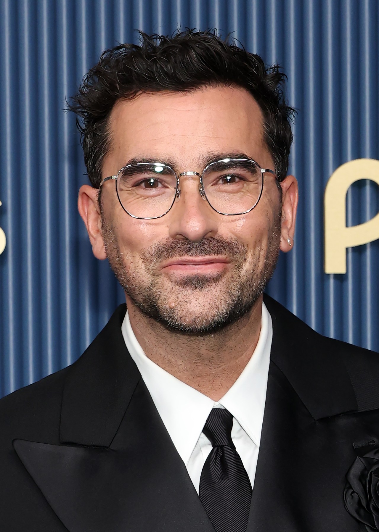 Dan Levy at the 78th Primetime Emmy Awards arrivals at Peacock Theater in Los Angeles
