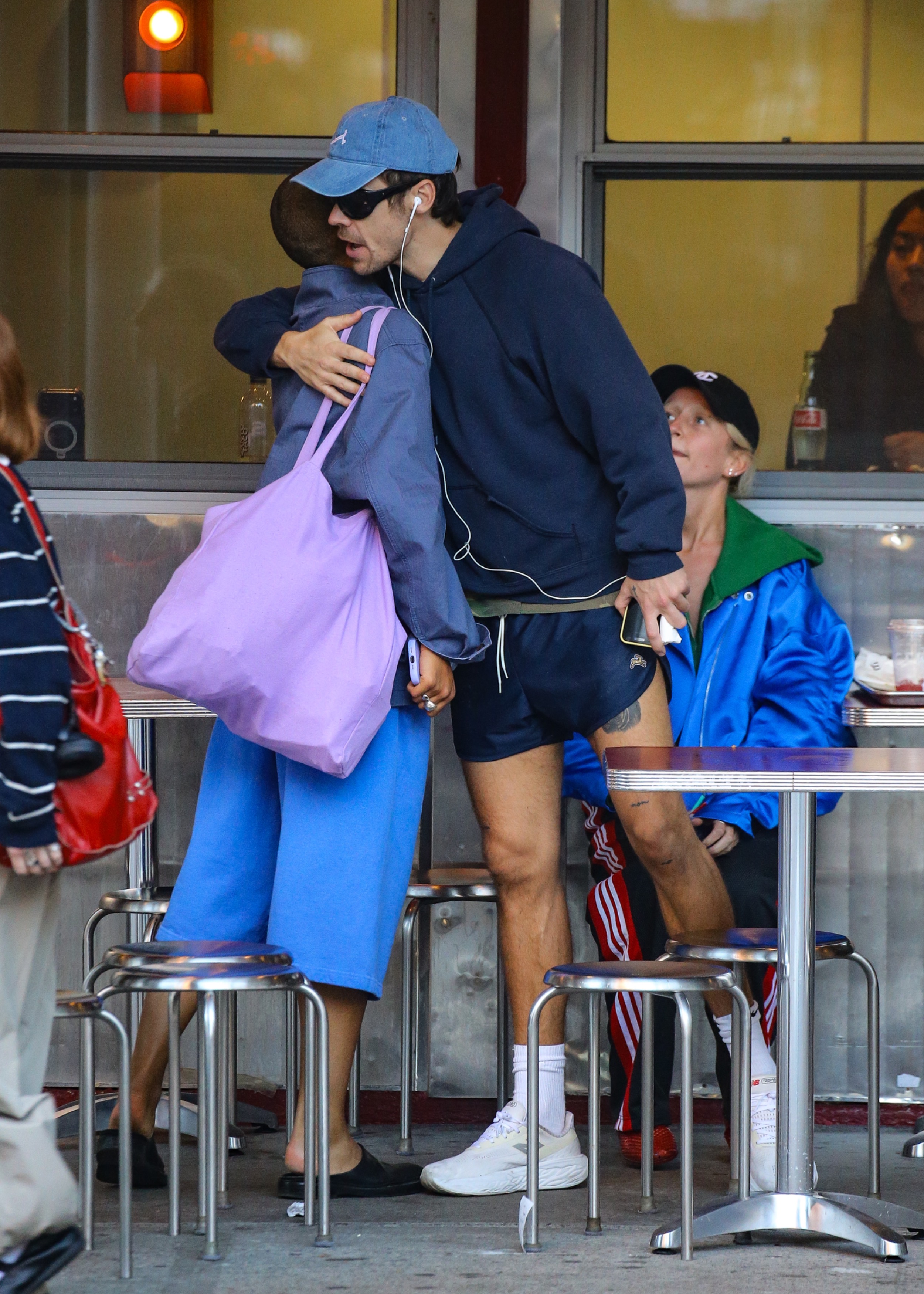 *EXCLUSIVE* Harry Styles meets up with some friends in NYC